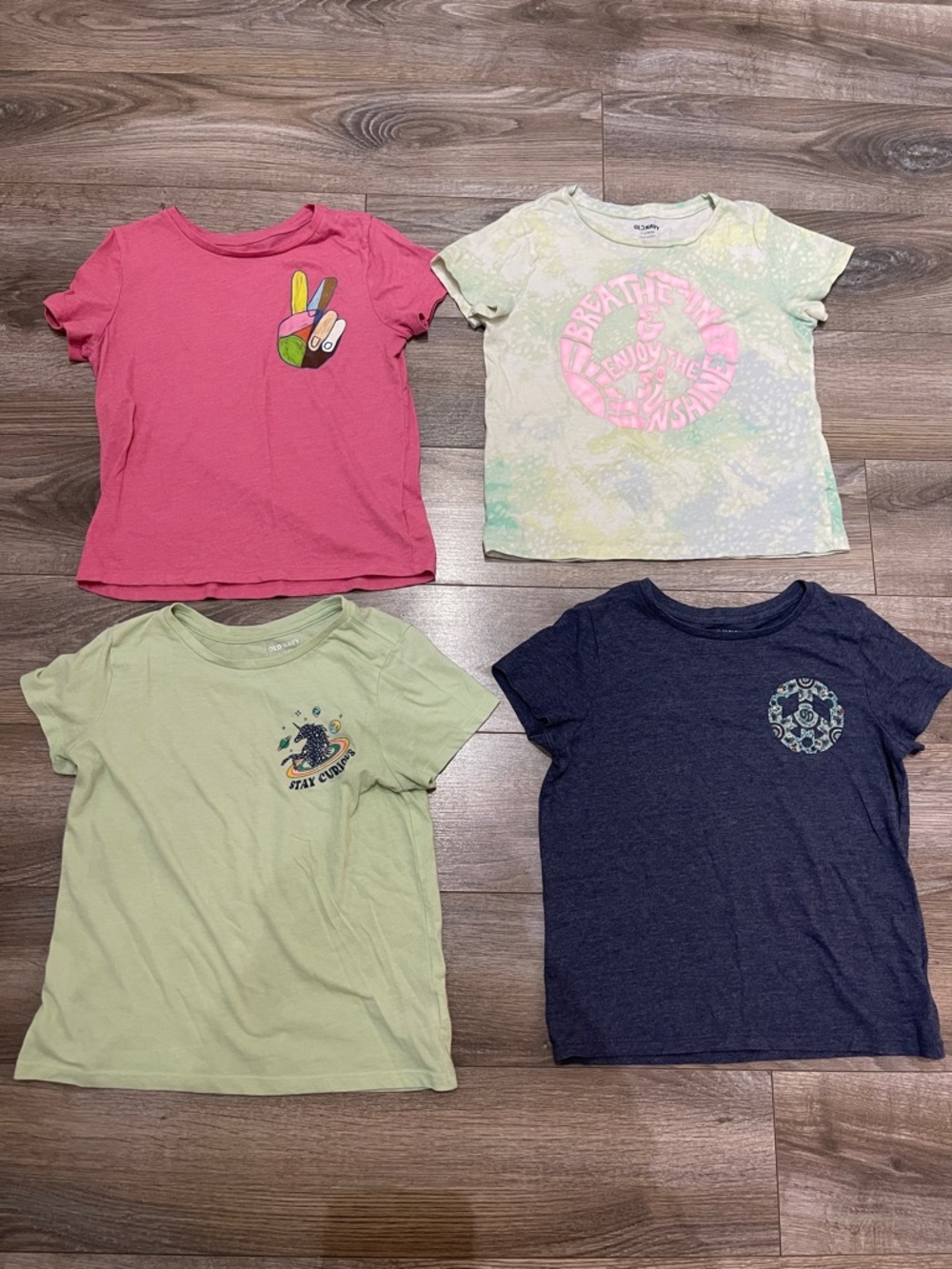 $5 w/ min $20 spend Old Navy Girls 10-12 Tee Shirt Bundle 4pc